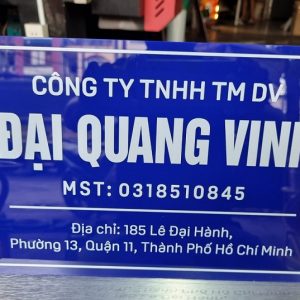 Biển công ty mica 20x30cm
