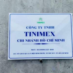 Biển công ty mica 20cmx30cm