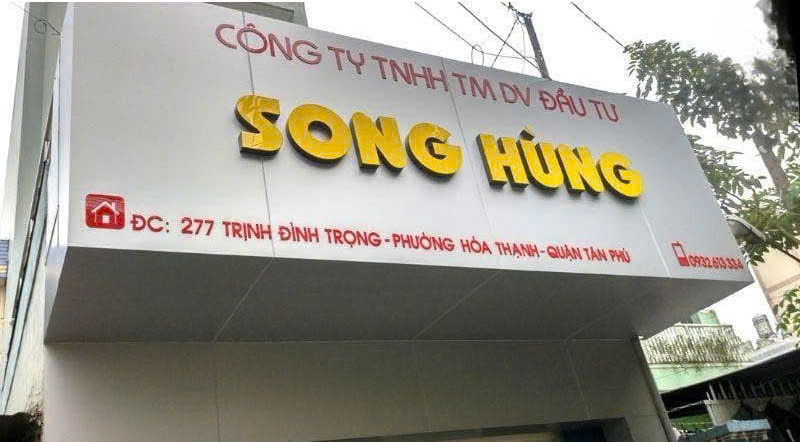 Bảng tên công ty ALU gắn tường thiết kế hiện đại, chắc chắn, tạo vẻ chuyên nghiệp và nổi bật cho không gian doanh nghiệp.